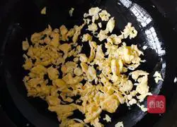 Illustration of how to make leek and egg dumplings 2