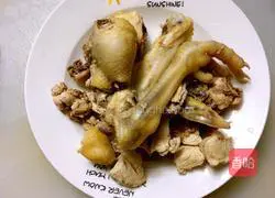 Illustration of how to make mushroom and chicken soup 5