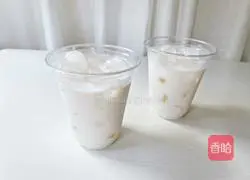 Illustration of how to make raw coconut latte 5