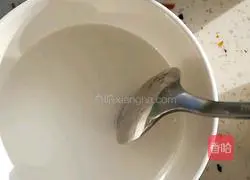 Illustration of how to make tomato and egg soup 4