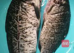 Illustration of how to make crucian carp tofu soup 1