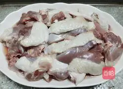 Illustration of how to make beer duck 1