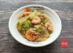Illustration of how to stir-fry vermicelli with shrimp 7