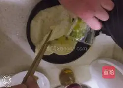 Illustration of how to make egg-filled pancakes 13