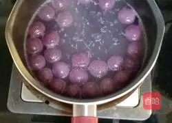 Illustration of how to make milk taro balls with mango and sago 7