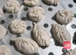 Illustration of how to make fried dumplings with ice silk 8
