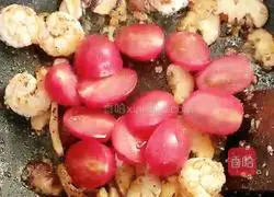 Illustration of how to make fried pasta with garlic and shrimp oil 12