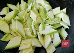 Saute zucchini Illustration of how to make shrimps 6