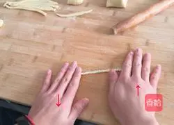 Illustration of how to make crispy twists 14