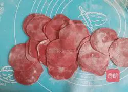 Illustration of how to make rose steamed buns 8