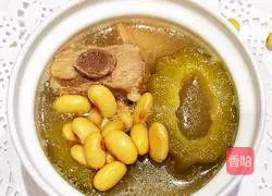 Bitter melon, ribs and soybean soup recipe 7