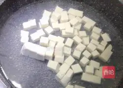 Illustration of how to make crab roe tofu 6