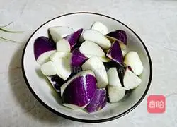 Illustration of home-style braised eggplant 2