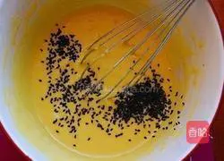 Illustration of how to make egg rolls 4