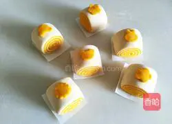 Illustration of how to make golden cartoon steamed buns 7