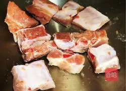 Bitter melon, ribs and soybean soup recipe 3