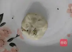 Illustration of how to make crispy cakes with crumbs 9