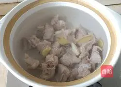 Yam and Corn Stewed Pork Ribs Recipe Illustration 3