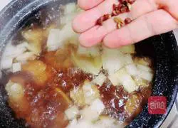 Tomato and Spare Ribs Soup | Illustration of How to Replenish Skin and Calcium 11