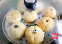 Pumpkin and Purple Sweet Potato Buns Recipe Illustration 5