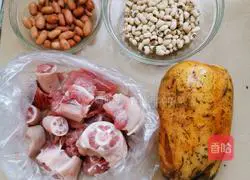 Illustration of how to make pig tail lotus root soup 1