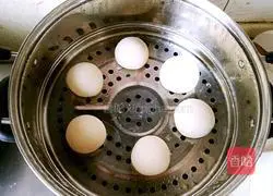 Illustration of how to make bean paste buns 14