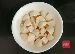 Illustration of how to make tomato fish ball and tofu soup 4