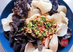 Illustration of how to make cold seaweed and black and white fungus (gastrointestinal cleaner) 10