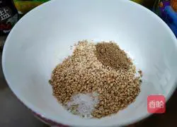 Illustration of how to make pan-fried floret rolls 5