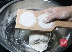 Illustration of how to make handmade rice cake 6