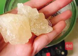 Moisten the lungs and relieve dryness | Illustration of how to make lotus seeds, horseshoes and chestnut syrup 7