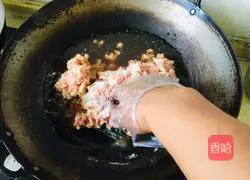 Illustration of how to make big meaty zucchini buns 2