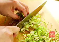 In the late summer, the weather is hot, let me introduce a refreshing meal Side dishes - Illustration of how to mix small root vegetables 1