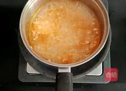 Illustration of how to make egg yolk and tofu noodles (baby complementary food) 12