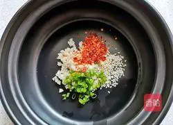 Illustration of how to make spicy and sour soup dumplings 1