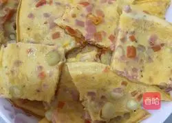 Illustration of how to make garden vegetable egg pancakes with electric baking pan 8