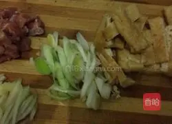 Illustration of making noodles 2