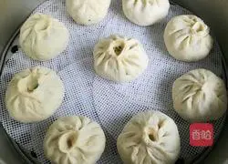 Illustration of how to make frozen tofu sauce pork skin buns 6