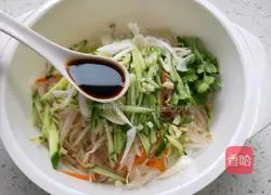 Illustration of how to make cold bean sprouts 5