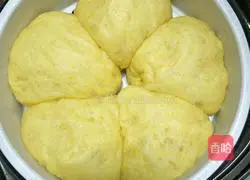 Illustration of how to make pumpkin steamed buns 12