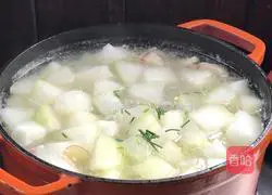 Backbone Pork Belly and Winter Melon Soup Recipe Illustration 10