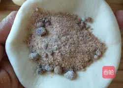 Illustration of how to make dough sugar cakes (brown sugar filling) 12