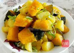 Illustration of how to make pumpkin stewed with potatoes 5