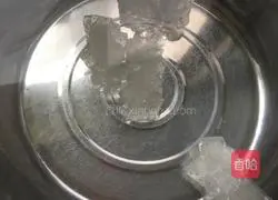 Illustration of making homemade drinks 4