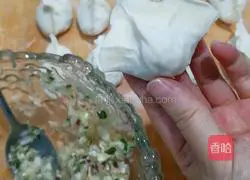 Illustration of how to make vegetable dumplings stuffed with cabbage 14