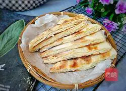 Illustration of how to make multi-layered dough cakes 12