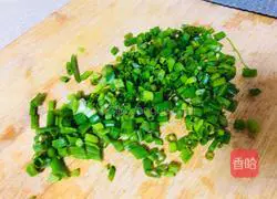 Mom's taste, how to make scallion and egg silver noodles 4