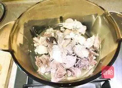 Illustration of how to make radish stewed mutton 16