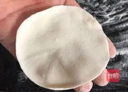 Illustration of how to make dumplings stuffed with purslane and chives 11