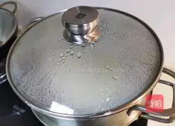 Illustration of how to make steamed spring cakes 14